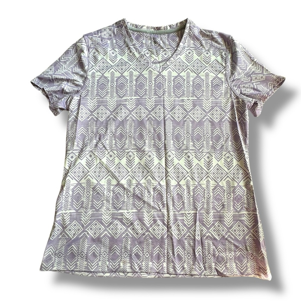 Reel Legends White and Purple Freeline Short Sleeve Top size L